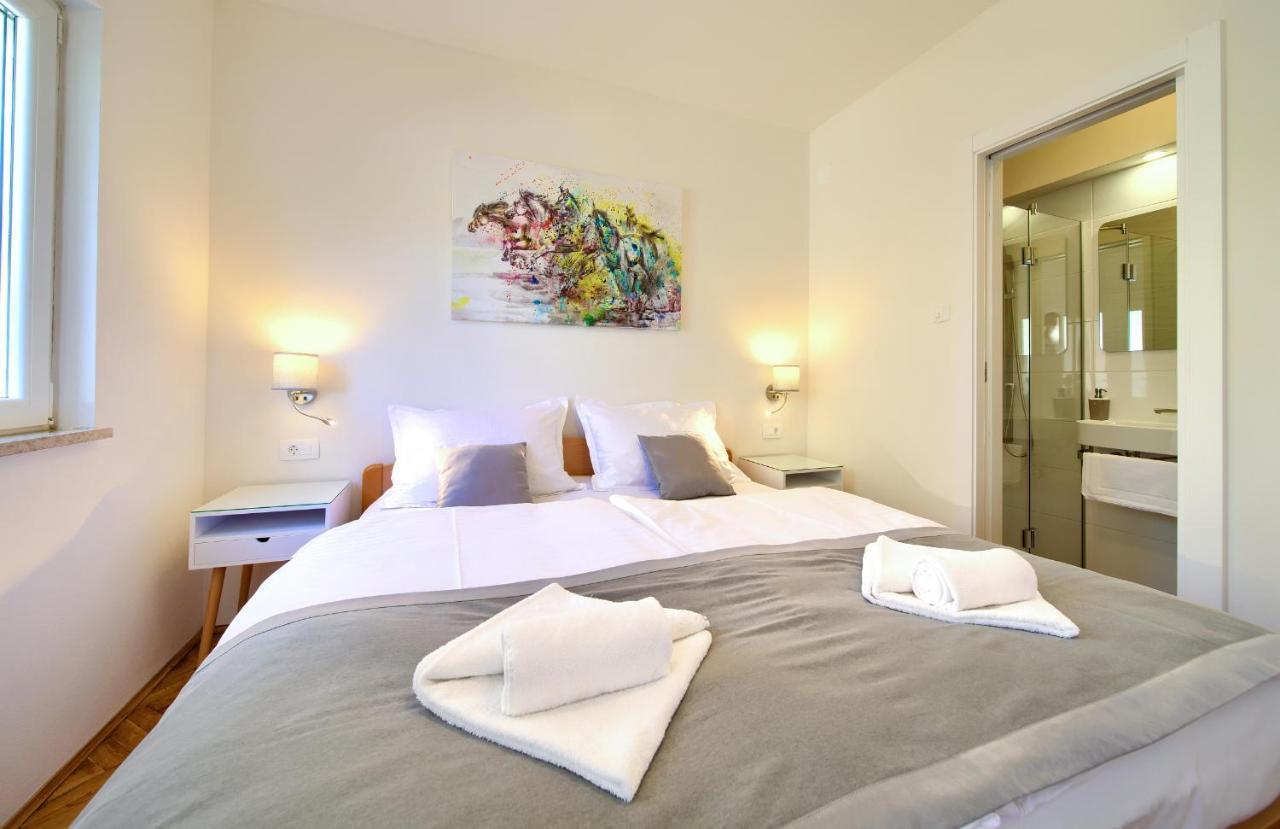 Apartments Adria Danka คิร์ก ภายนอก รูปภาพ