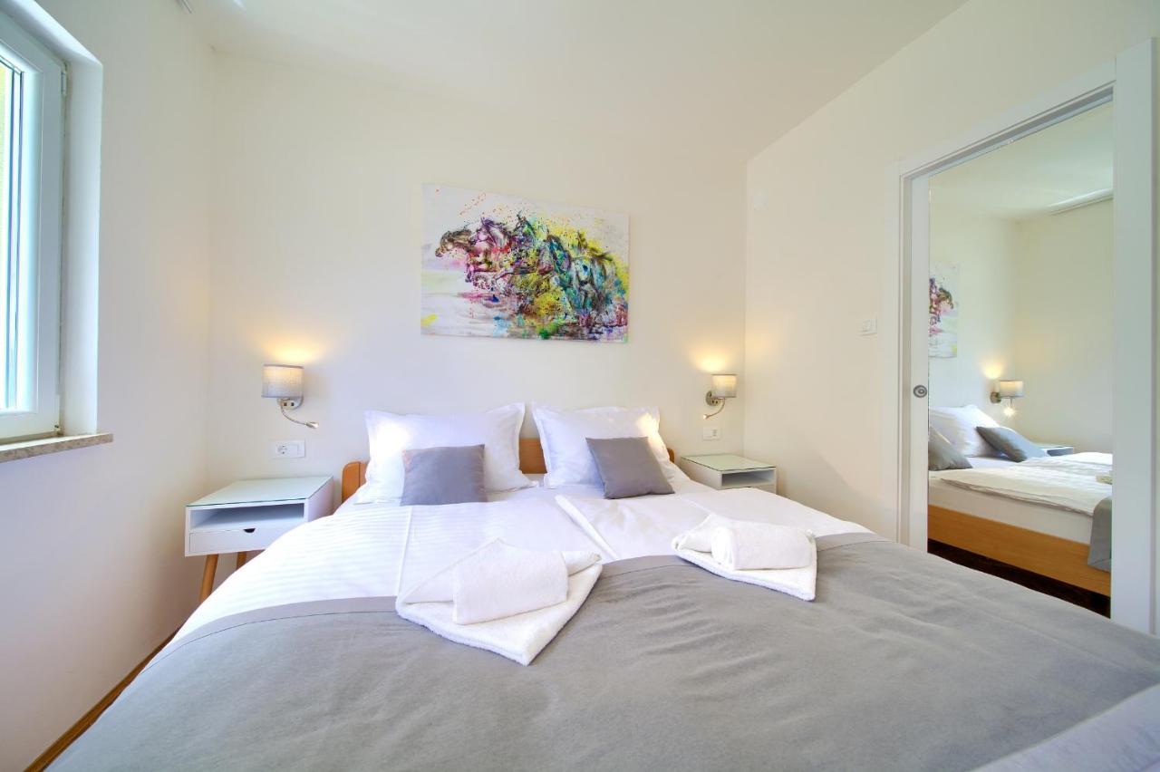 Apartments Adria Danka คิร์ก ภายนอก รูปภาพ