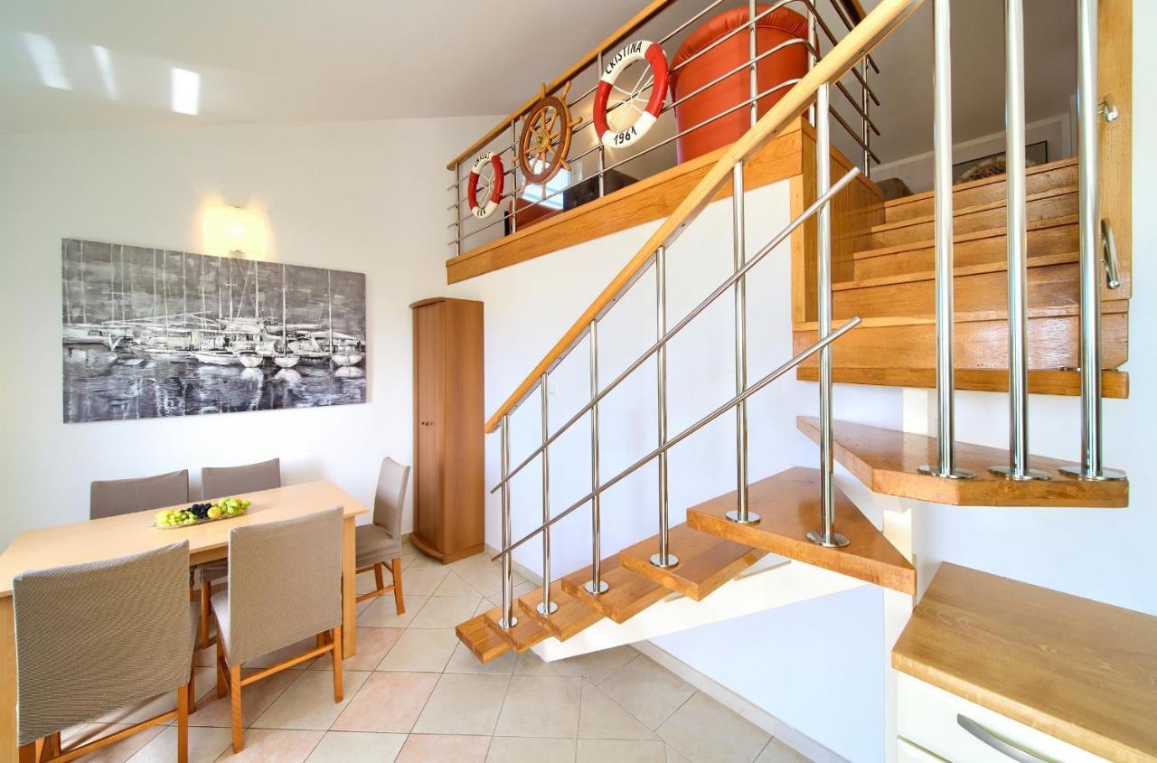Apartments Adria Danka คิร์ก ภายนอก รูปภาพ