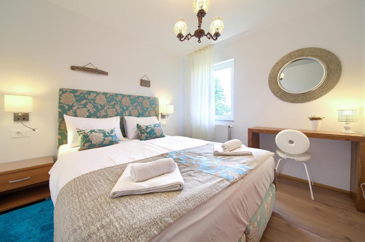 Apartments Adria Danka คิร์ก ภายนอก รูปภาพ