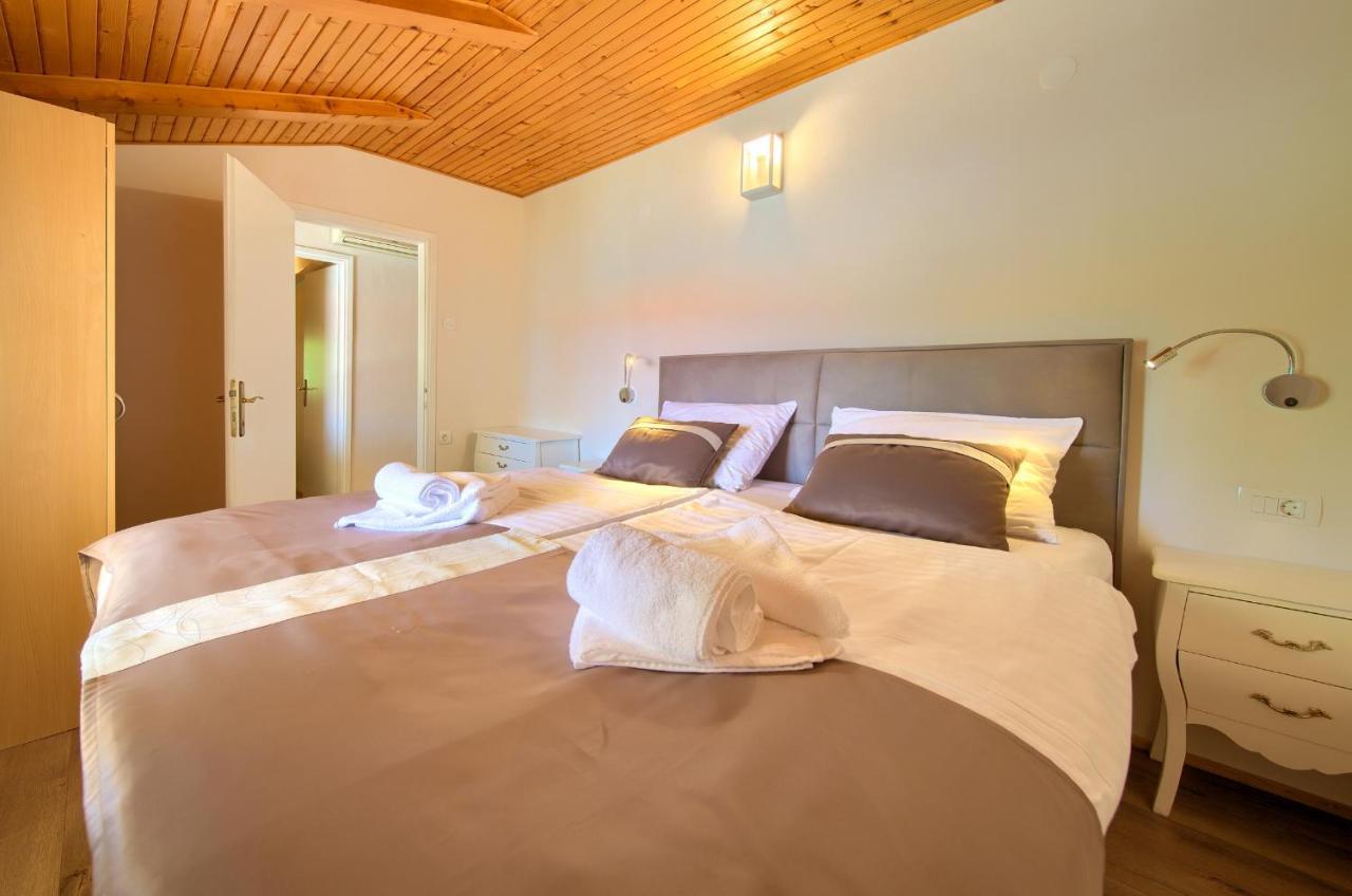Apartments Adria Danka คิร์ก ภายนอก รูปภาพ